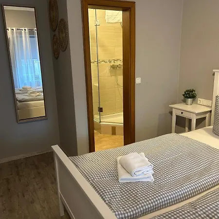 Gaestehaus Goldenes Lamm Гостьовий будинок 3*